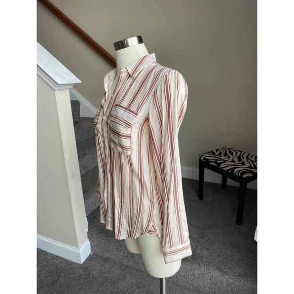 Express cream/brown "the city" button down top, size XS - Picture 3 of 10